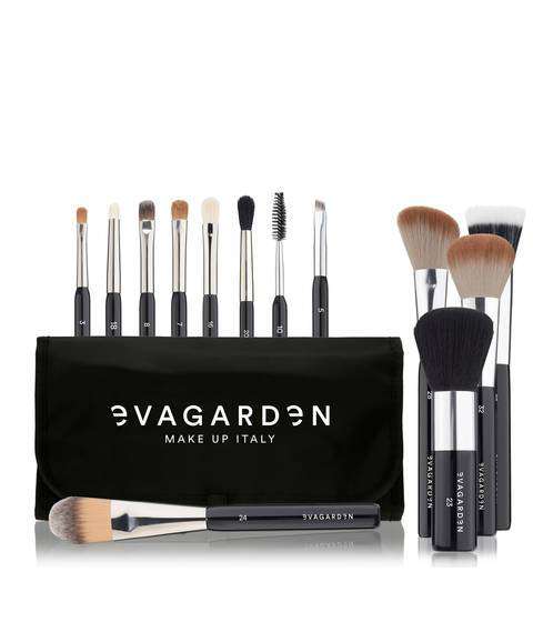 Set 13 Brushes With Holder